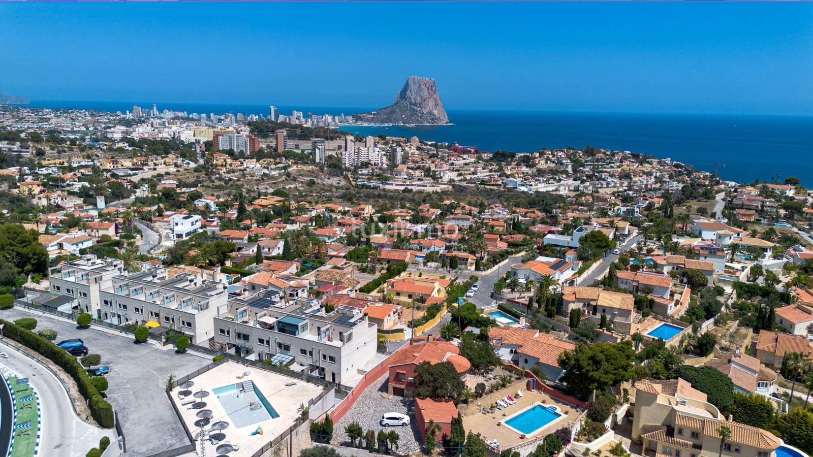 3 soverom Rekkehus til salgs i Calpe / Calp med svømmebasseng garasje - € 520 000 (Ref: 9304793)