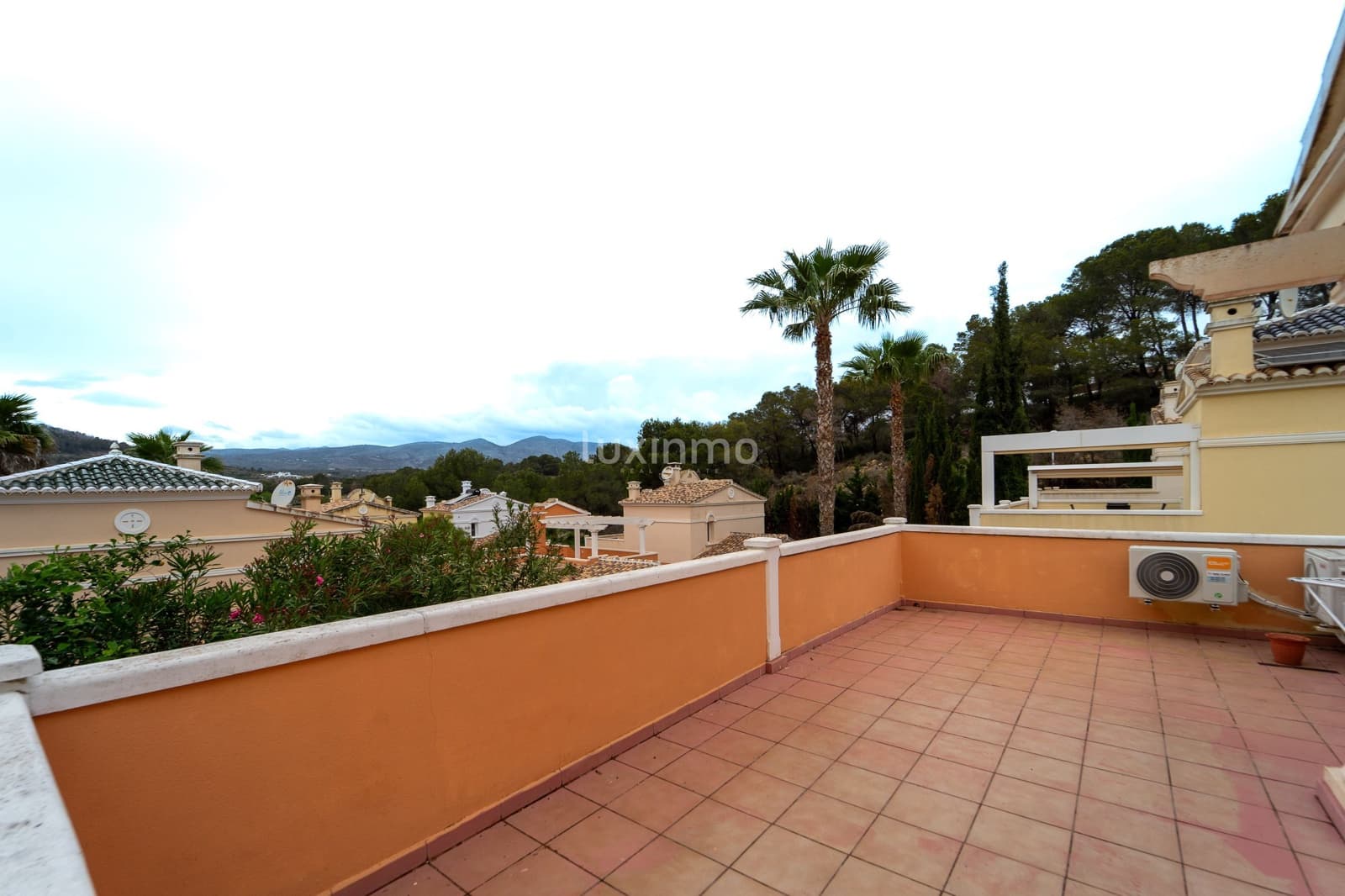 2 chambre Villa/Maison à vendre à Calpe / Calp avec piscine - 299 000 € (Ref: 9304795)