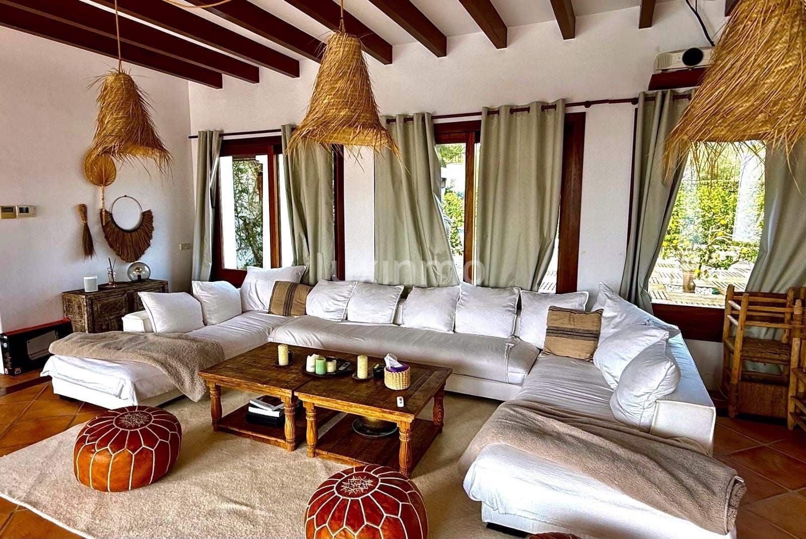 5 makuuhuone Huvila myytävänä paikassa Ibiza kaupunki mukana uima-altaan 
autotalli - 8 900 000 € (Ref: 9304801)