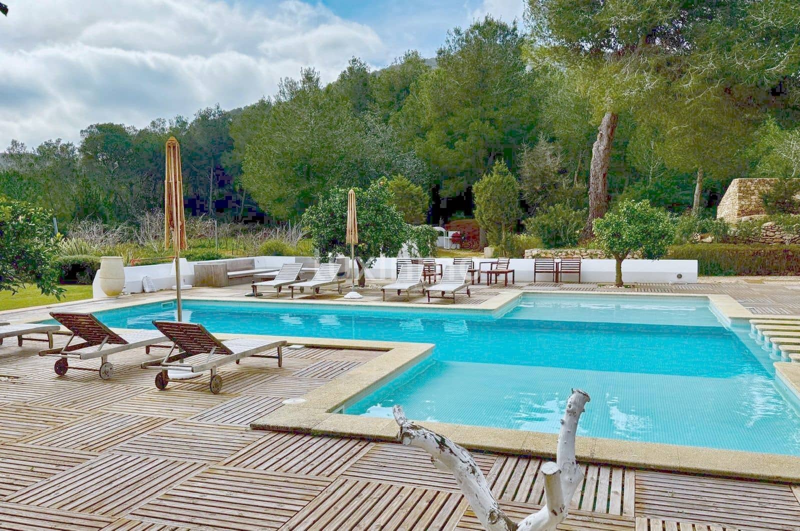 5 makuuhuone Huvila myytävänä paikassa Ibiza kaupunki mukana uima-altaan 
autotalli - 8 900 000 € (Ref: 9304801)