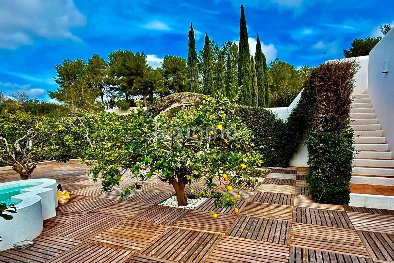 5 makuuhuone Huvila myytävänä paikassa Ibiza kaupunki mukana uima-altaan 
autotalli - 8 900 000 € (Ref: 9304801)