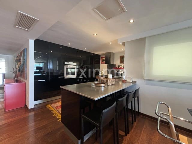 3 bedroom Flat for sale in Ibiza / Eivissa town with pool - € 2,650,000 (Ref: 9304830)