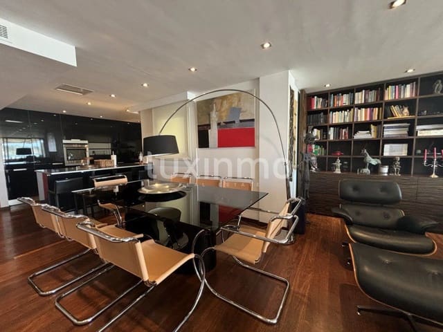 3 bedroom Flat for sale in Ibiza / Eivissa town with pool - € 2,650,000 (Ref: 9304830)