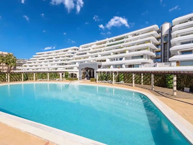 3 bedroom Flat for sale in Ibiza / Eivissa town with pool - € 2,650,000 (Ref: 9304830)