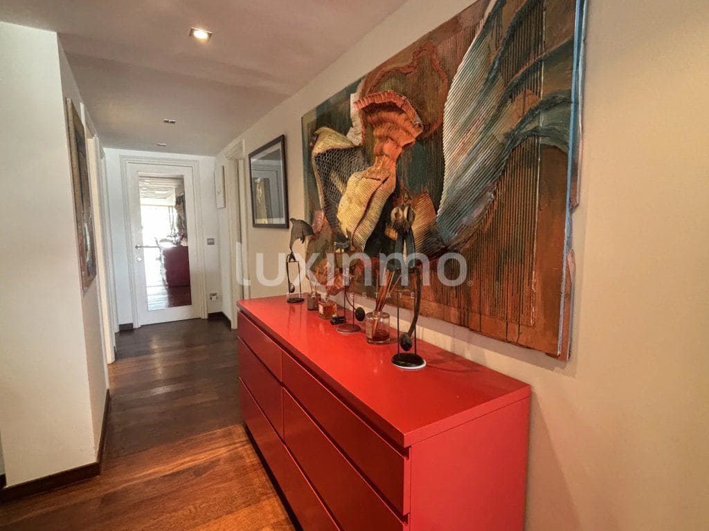 3 slaapkamer Flat te koop in Ibiza dorp met zwembad - € 2.650.000 (Ref: 9304830)