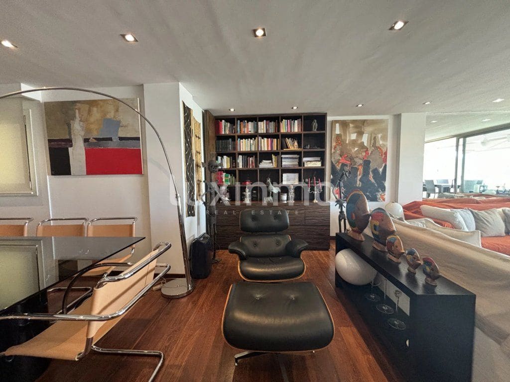 3 slaapkamer Flat te koop in Ibiza dorp met zwembad - € 2.650.000 (Ref: 9304830)