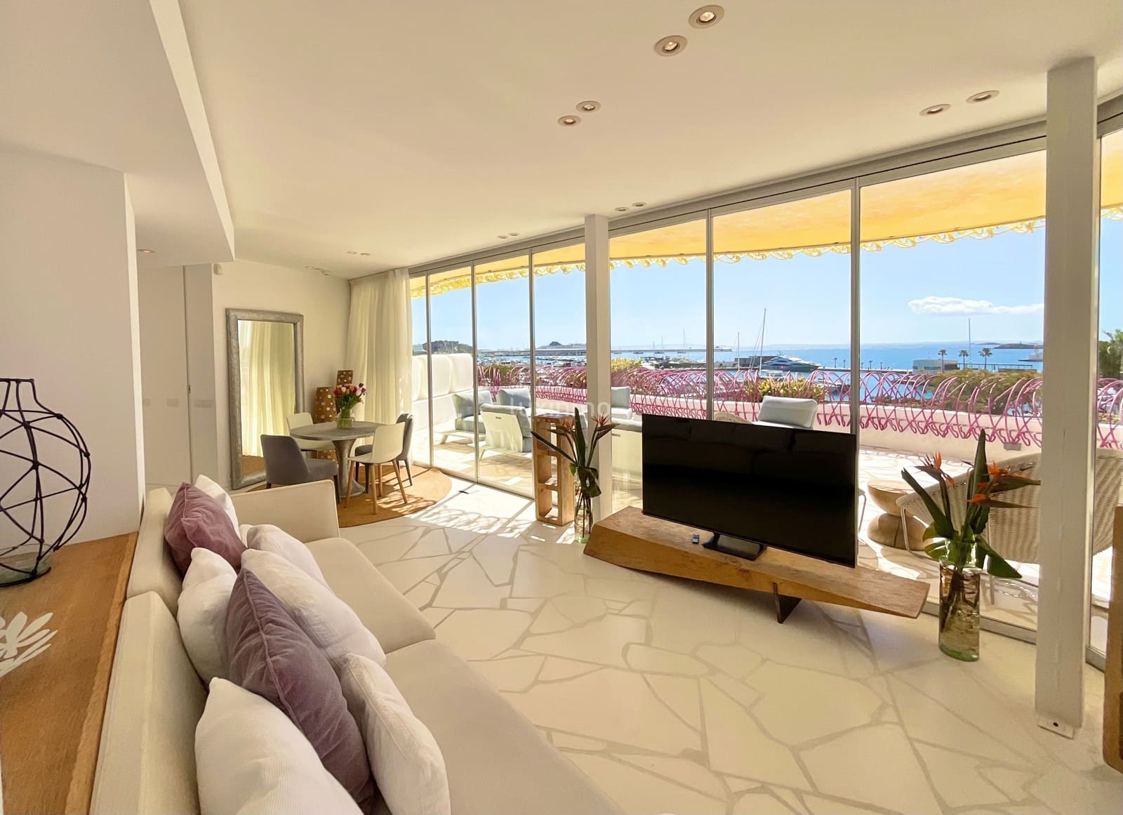 4 soverom Leilighet til salgs i Ibiza by med svømmebasseng garasje - € 4 200 000 (Ref: 9304831)