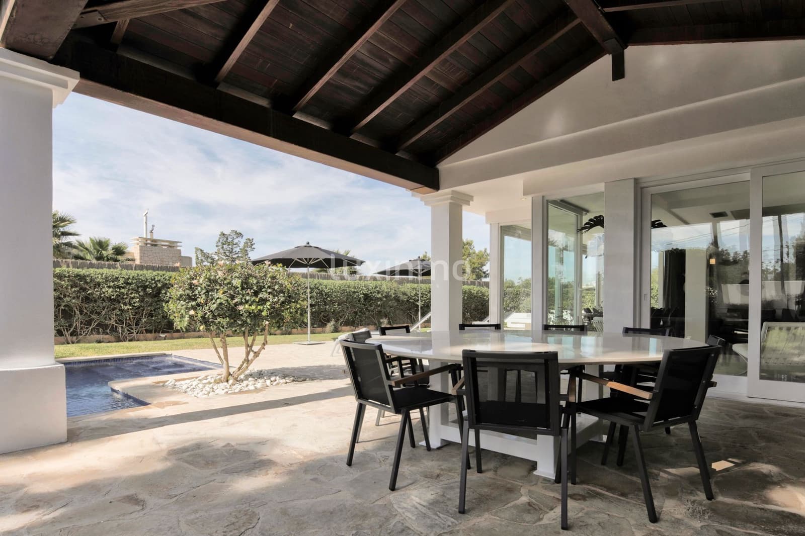 6 bedroom Villa for sale in Santa Eulalia / Santa Eularia with pool garage - € 5,500,000 (Ref: 9304832)