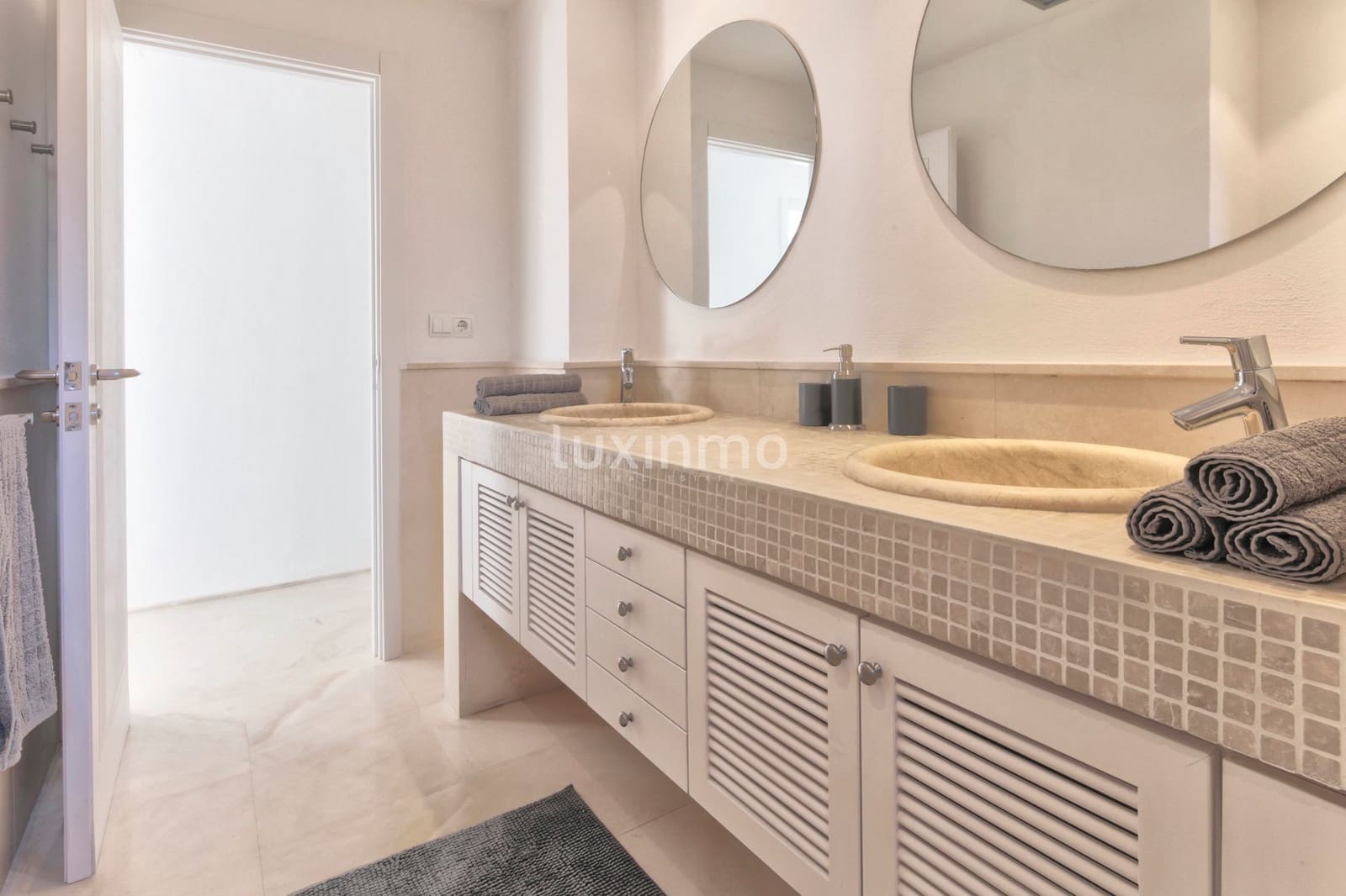 6 bedroom Villa for sale in Santa Eulalia / Santa Eularia with pool garage - € 5,500,000 (Ref: 9304832)