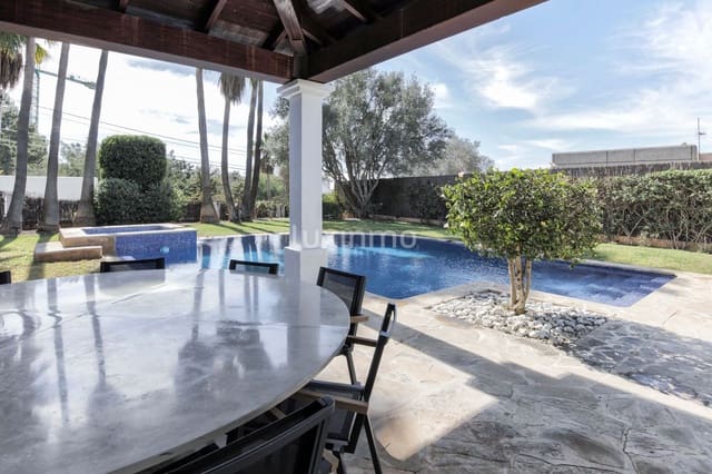 6 soverom Villa til salgs i Santa Eulalia / Santa Eularia med svømmebasseng garasje - € 5 500 000 (Ref: 9304832)