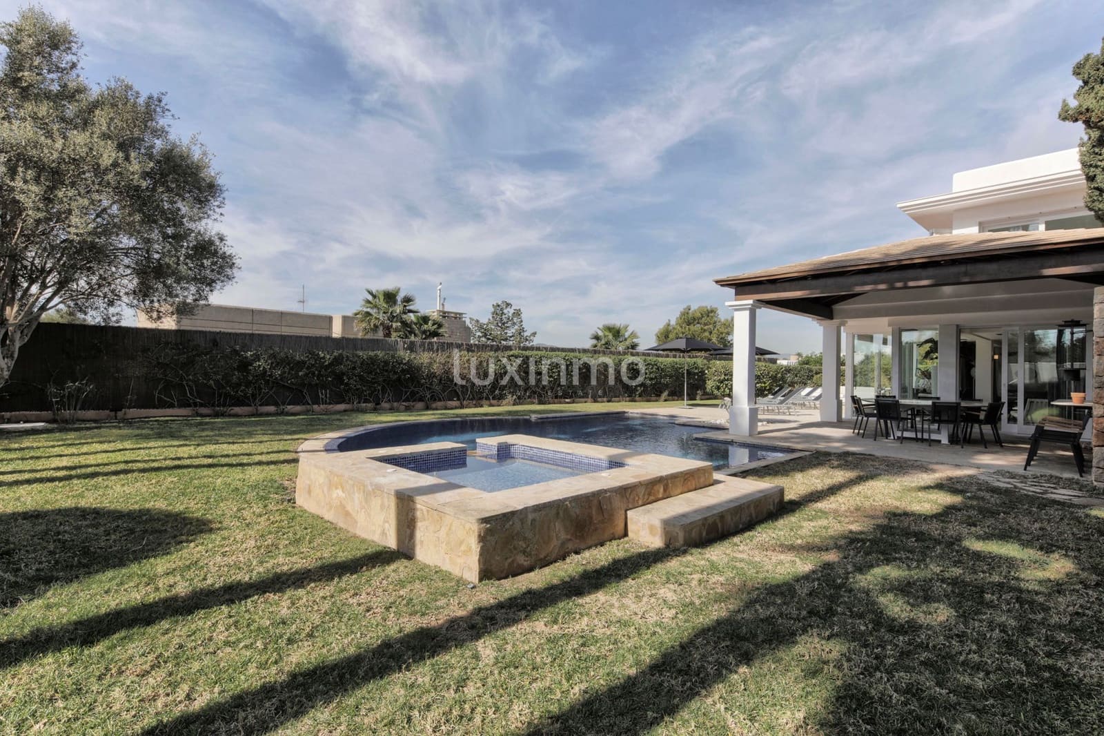 6 bedroom Villa for sale in Santa Eulalia / Santa Eularia with pool garage - € 5,500,000 (Ref: 9304832)