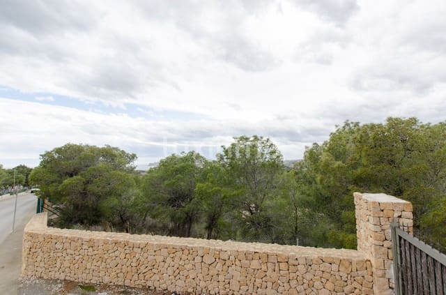 Grunde uden byggetilladelser til salg i Altea - € 285.000 (Ref: 9306278)