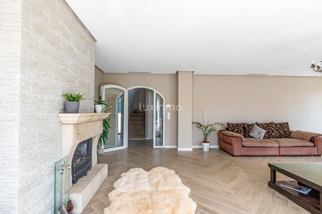 4 soverom Villa til salgs i Finestrat med svømmebasseng garasje - € 1 050 000 (Ref: 9308099)