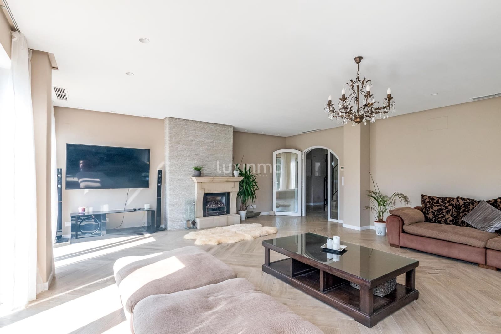 4 quarto Moradia para venda em Finestrat com piscina garagem - 1 050 000 € (Ref: 9308099)