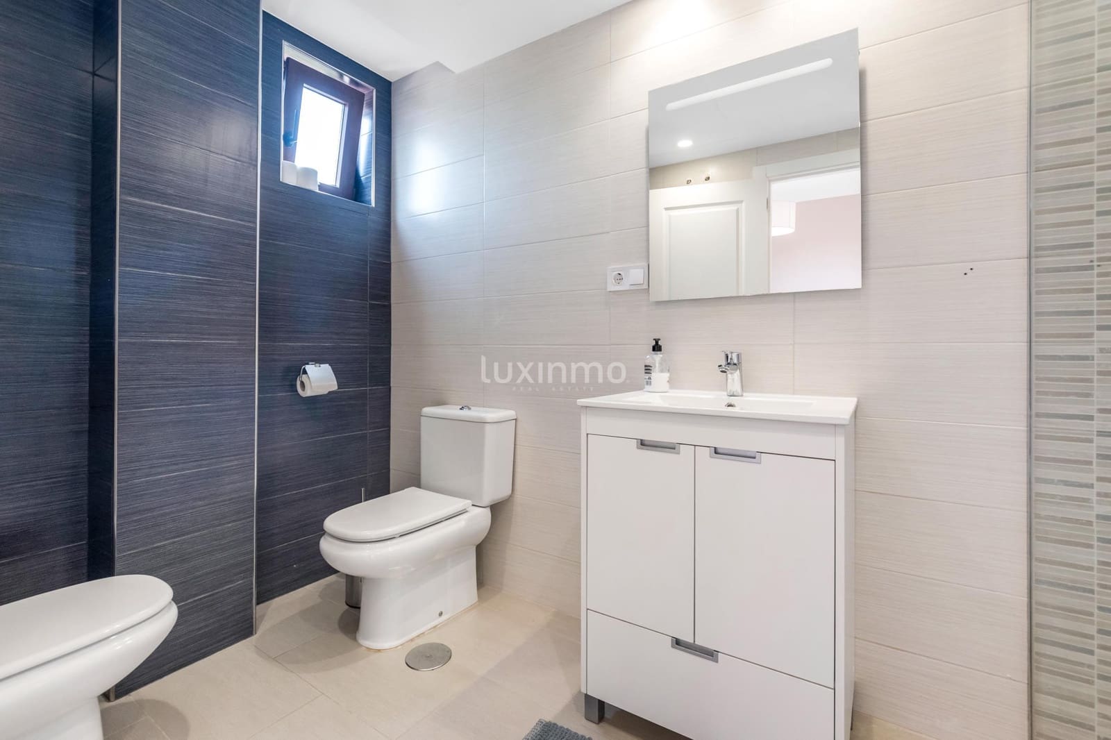 4 quarto Moradia para venda em Finestrat com piscina garagem - 1 050 000 € (Ref: 9308099)