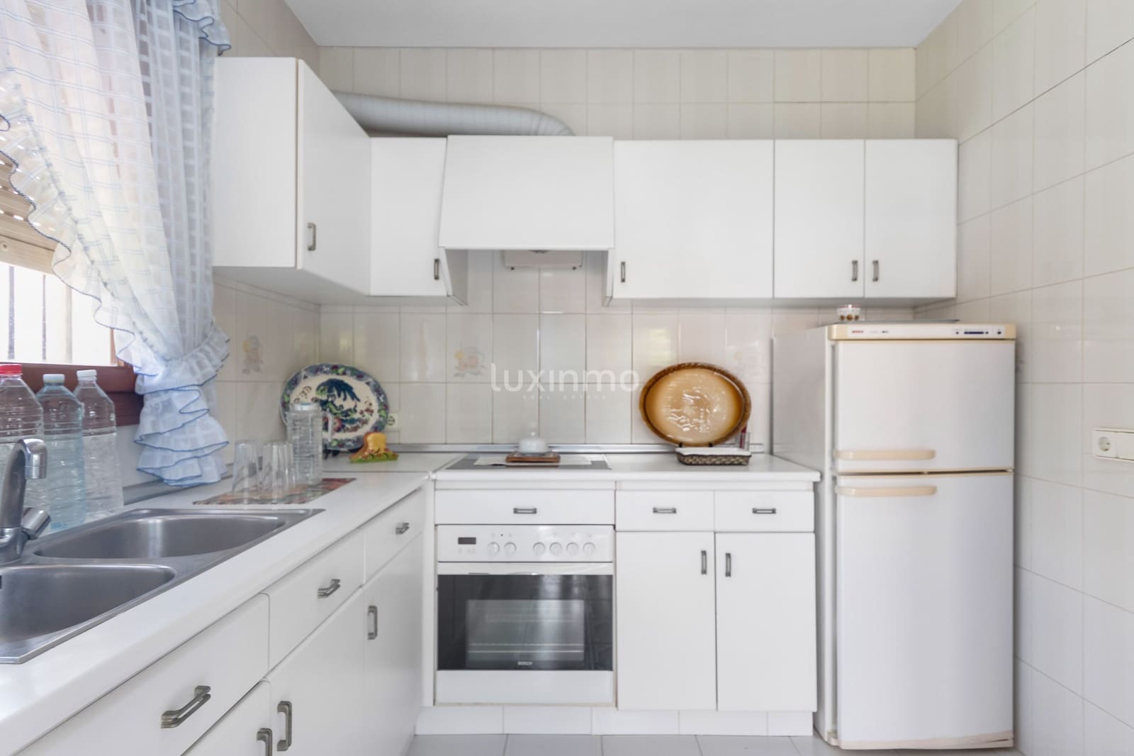 4 Zimmer Villa zu verkaufen in Alfaz del Pi / L'Alfas del Pi mit Pool Garage - 895.000 € (Ref: 9309312)