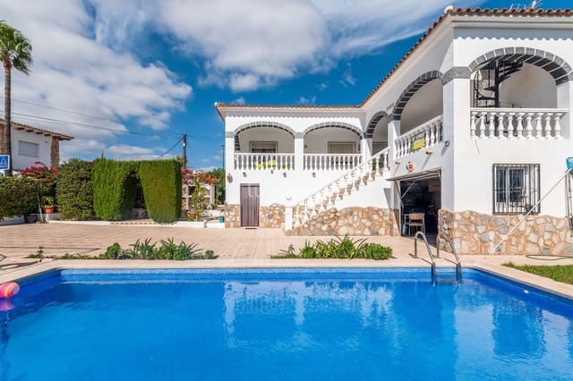 4 Zimmer Villa zu verkaufen in Alfaz del Pi / L'Alfàs del Pi mit Pool Garage - 895.000 € (Ref: 9309312)