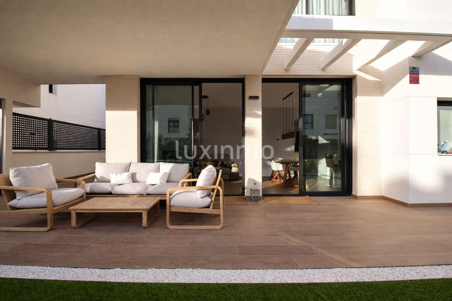 3 bedroom Apartment for sale in San Juan de Alicante / Sant Joan d'Alacant with pool garage - € 485,000 (Ref: 9311407)