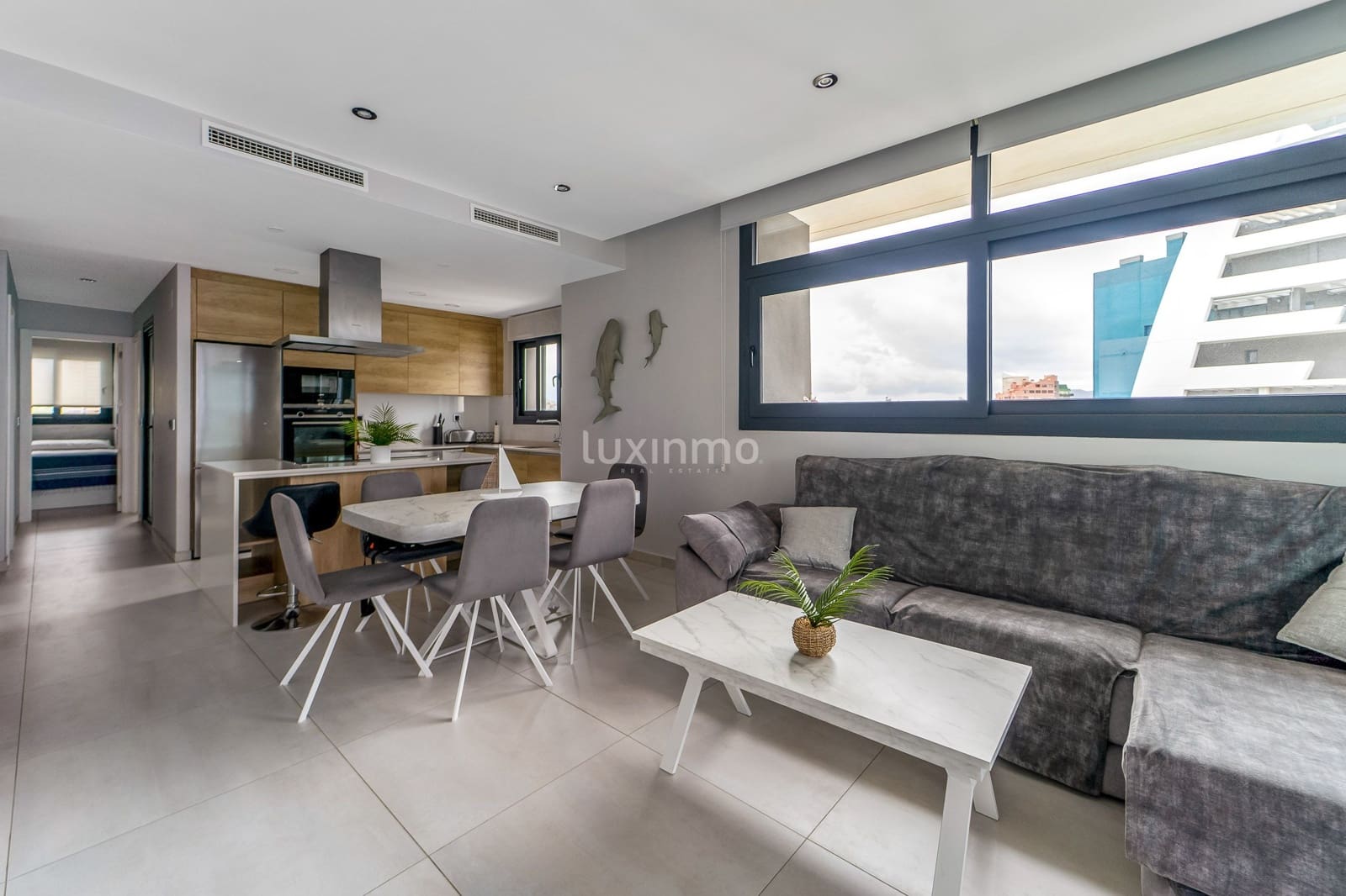 3 bedroom Apartment for rent in Benidorm with pool garage - € 2,750 (Ref: 9311618)