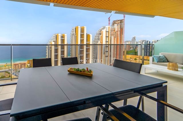 3 sypialnia Apartament do wynajęcia w Benidorm z basenem garażem - 2 750 € (Ref: 9311618)