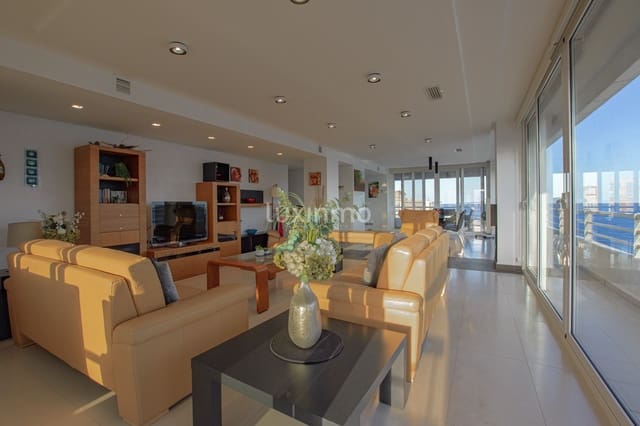 3 bedroom Penthouse for rent in Calpe / Calp with pool garage - € 4,000 (Ref: 9311619)