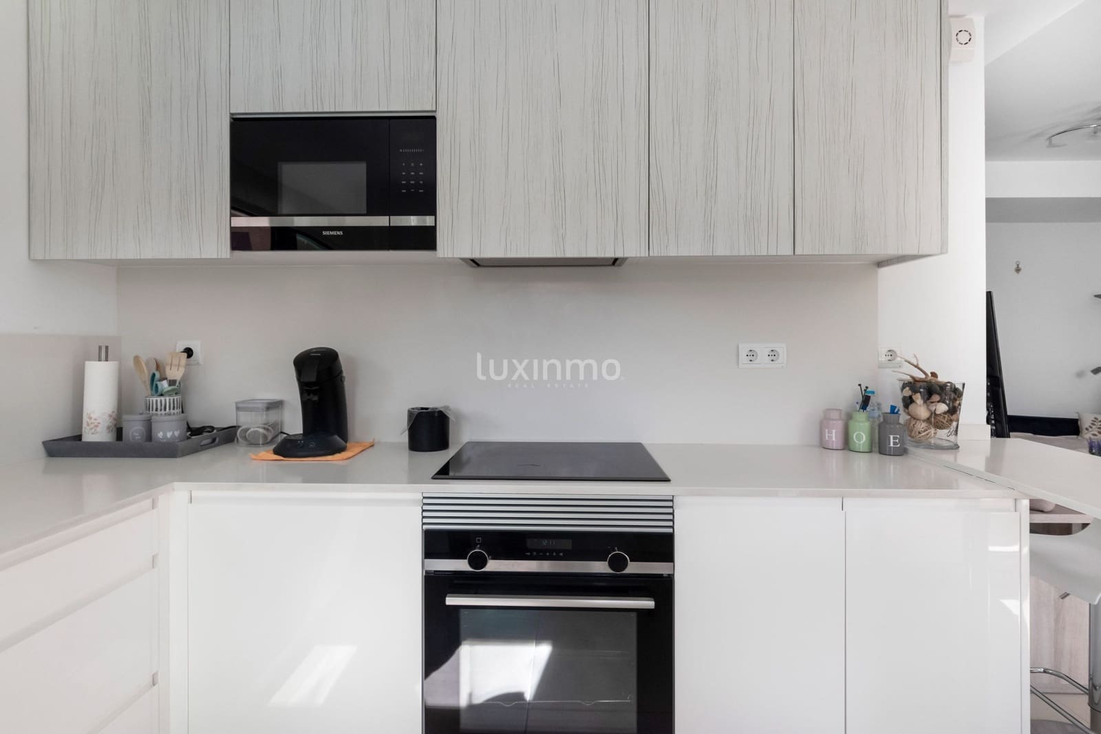 Chalet de 3 habitaciones en La Nucia en venta con piscina garaje - 585.000 € (Ref: 9344022)