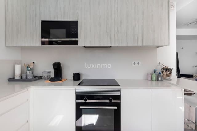 Chalet de 3 habitaciones en La Nucia en venta con piscina garaje - 585.000 € (Ref: 9344022)