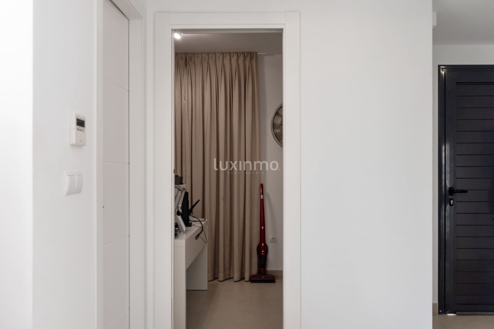 Chalet de 3 habitaciones en La Nucia en venta con piscina garaje - 585.000 € (Ref: 9344022)