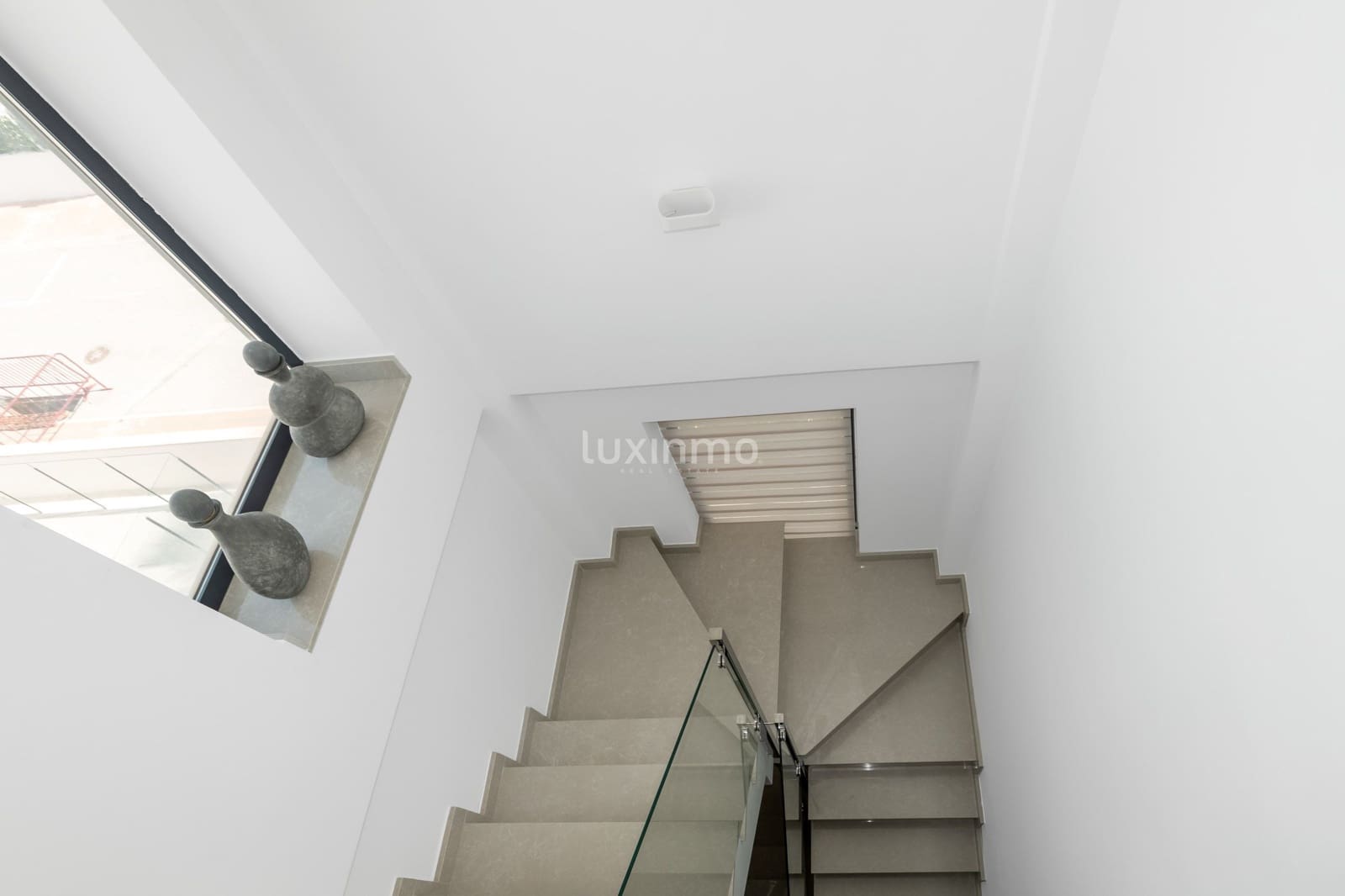 Chalet de 3 habitaciones en La Nucia en venta con piscina garaje - 585.000 € (Ref: 9344022)