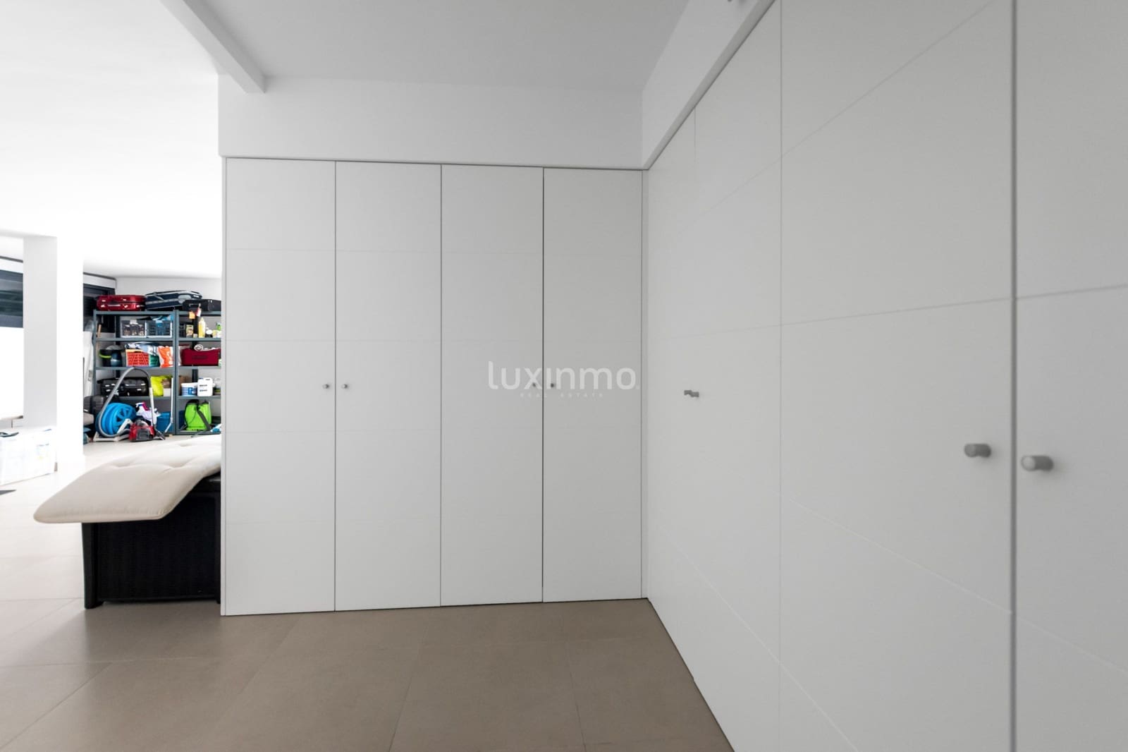 Chalet de 3 habitaciones en La Nucia en venta con piscina garaje - 585.000 € (Ref: 9344022)