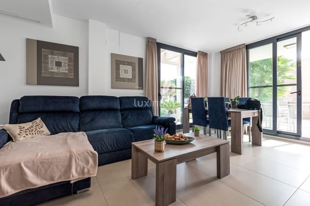 Chalet de 3 habitaciones en La Nucia en venta con piscina garaje - 585.000 € (Ref: 9344022)