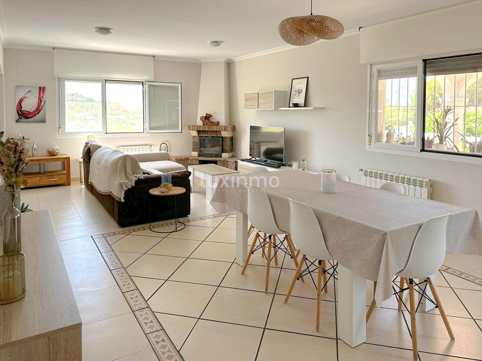 3 makuuhuone Huoneisto vuokrattavana paikassa Calpe / Calp mukana uima-altaan - 2 000 € (Ref: 9345602)