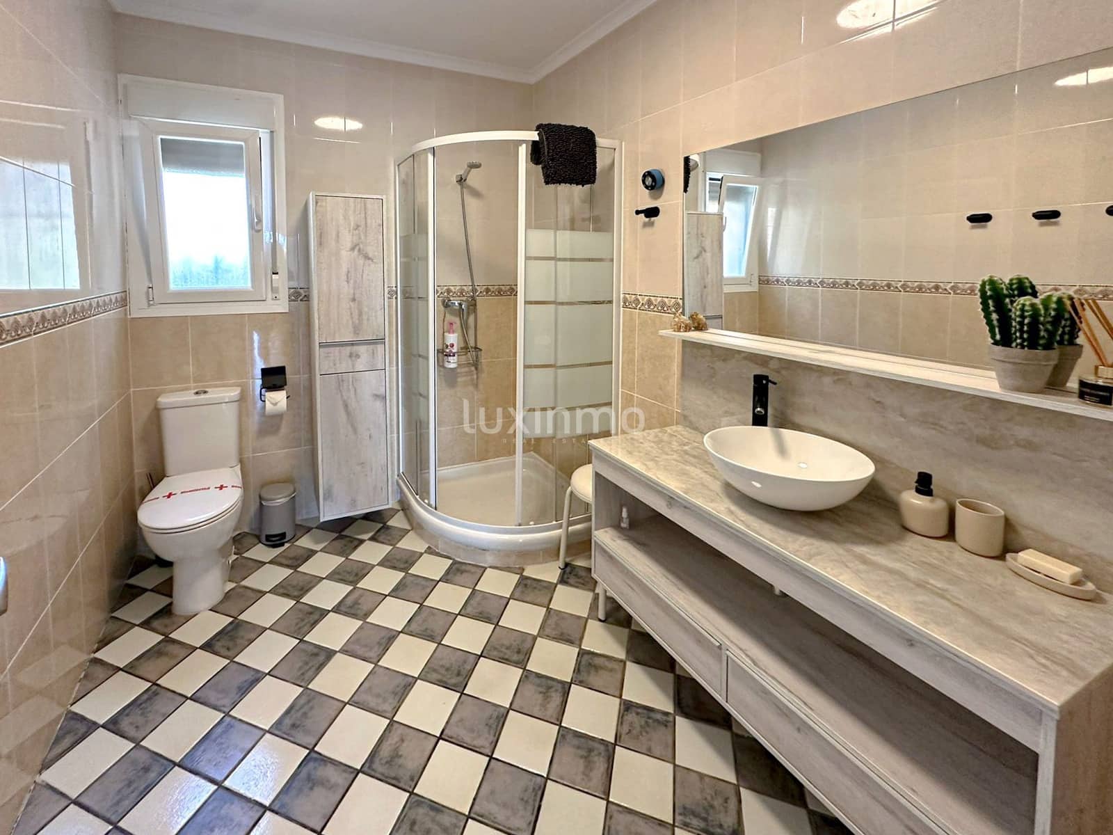 3 makuuhuone Huoneisto vuokrattavana paikassa Calpe / Calp mukana uima-altaan - 2 000 € (Ref: 9345602)