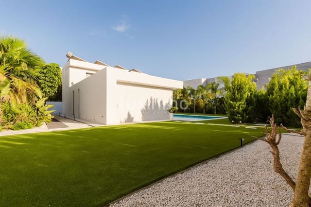 2 soveværelse Villa til salg i Calpe / Calp - € 1.140.000 (Ref: 9345776)