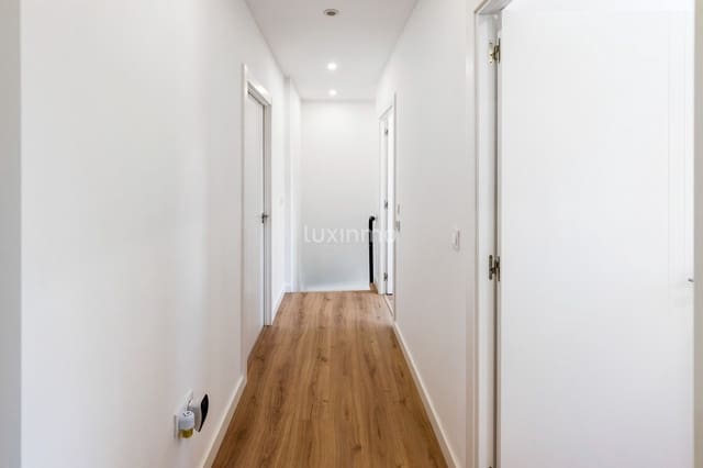 3 soverom Leilighet til salgs i Benidorm med svømmebasseng - € 548 800 (Ref: 9345777)