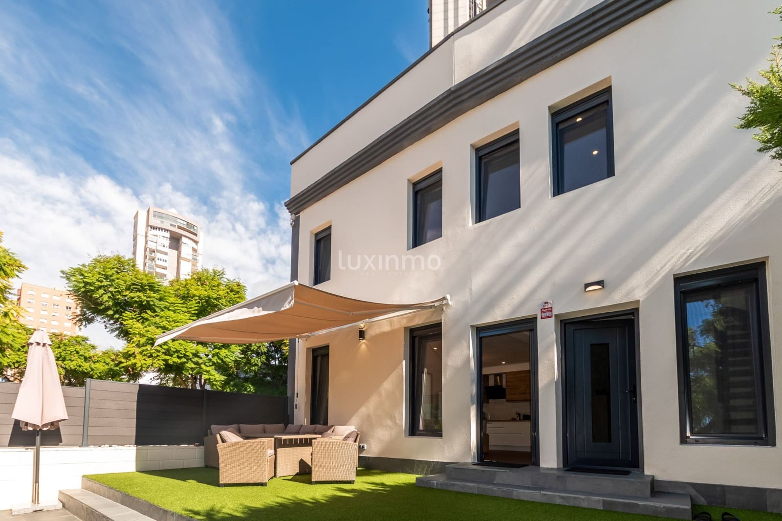 3 soverom Leilighet til salgs i Benidorm med svømmebasseng - € 548 800 (Ref: 9345777)