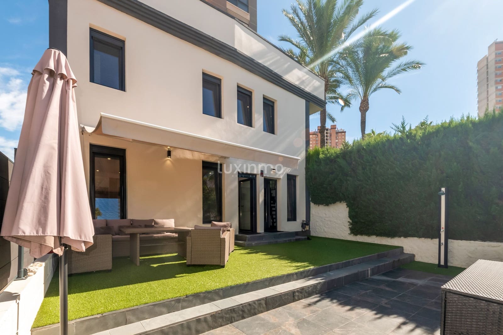 3 soverom Leilighet til salgs i Benidorm med svømmebasseng - € 548 800 (Ref: 9345777)