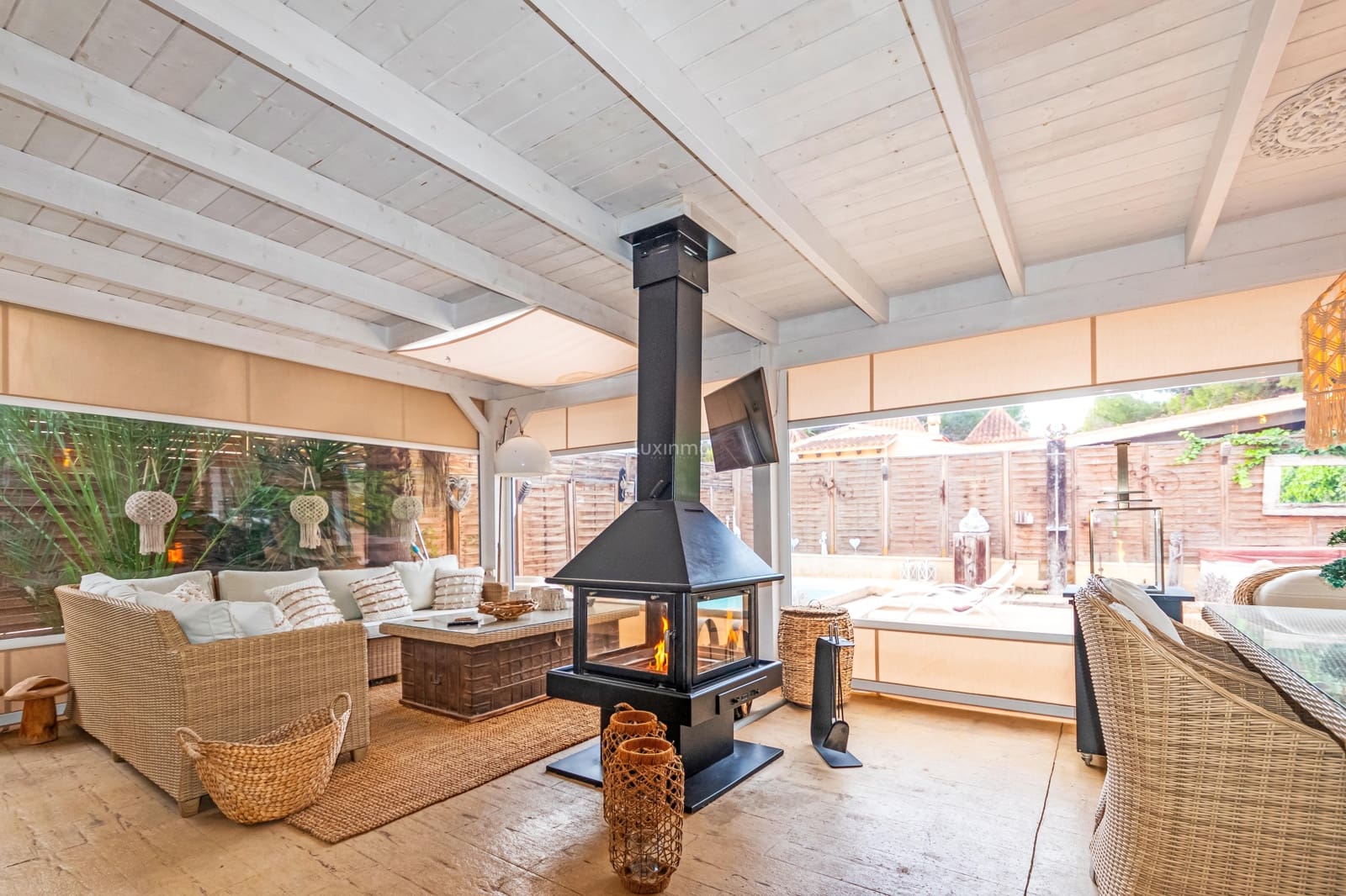 2 sovrum Villa att hyra i Alfaz del Pi / L'Alfas del Pi med pool - 1 800 € (Ref: 9347905)