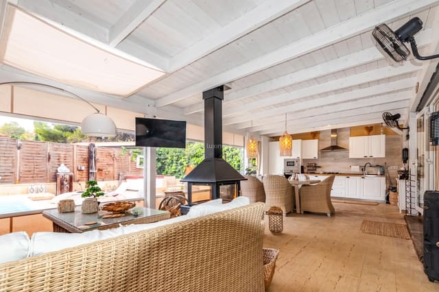 2 makuuhuone Huvila vuokrattavana paikassa Alfaz del Pi / L'Alfàs del Pi mukana uima-altaan - 1 800 € (Ref: 9347905)