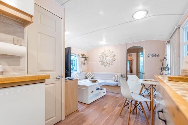 2 makuuhuone Huvila vuokrattavana paikassa Alfaz del Pi / L'Alfàs del Pi mukana uima-altaan - 1 800 € (Ref: 9347905)