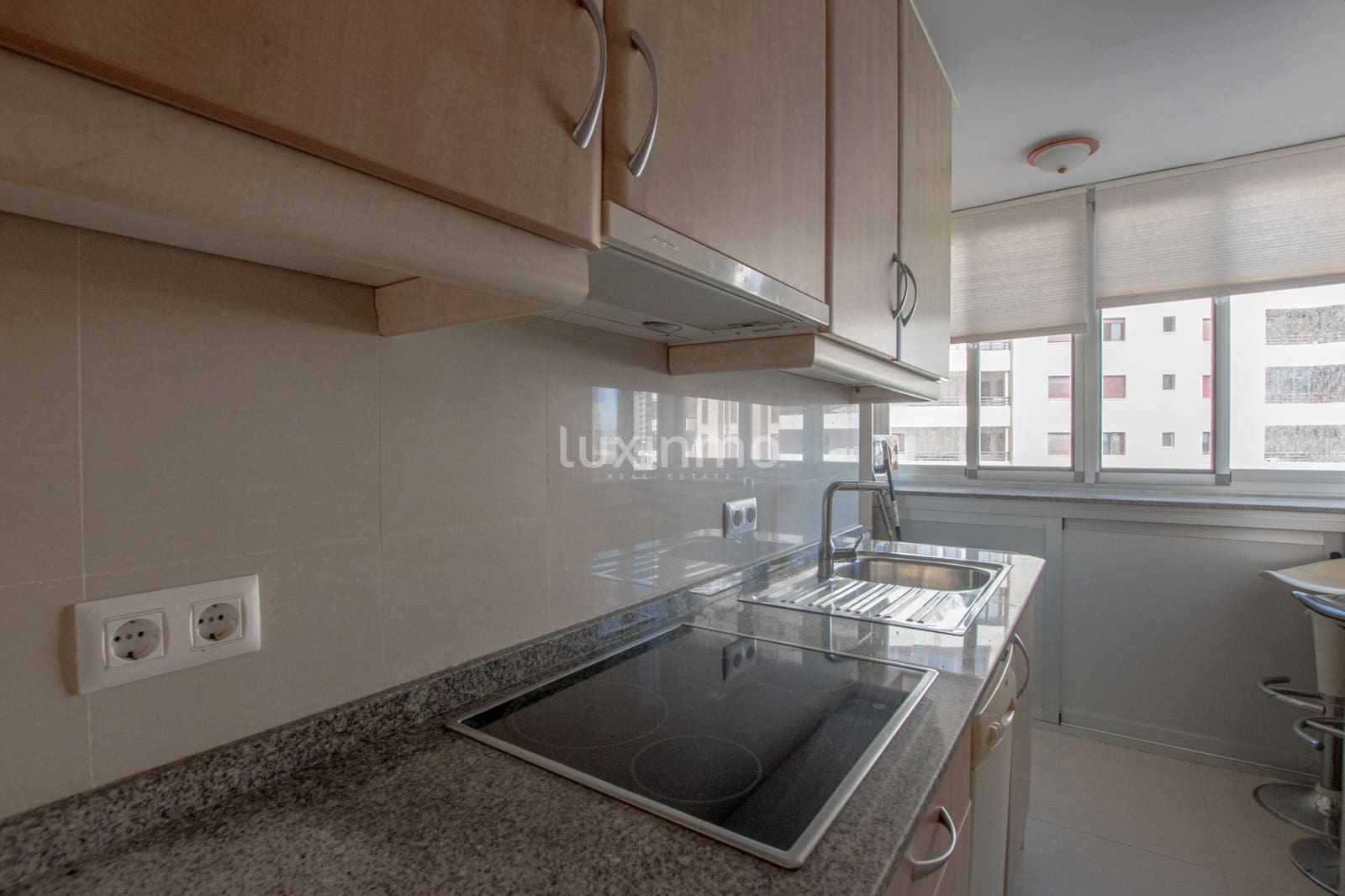 Apartamento de 2 habitaciones en Calpe / Calp en venta con piscina garaje - 405.000 € (Ref: 9348507)