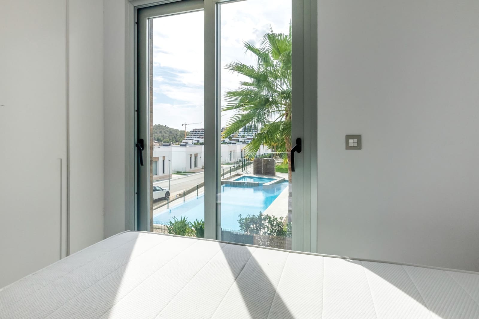 2 bedroom Apartment for sale in Finestrat with pool - € 351,700 (Ref: 9352858)