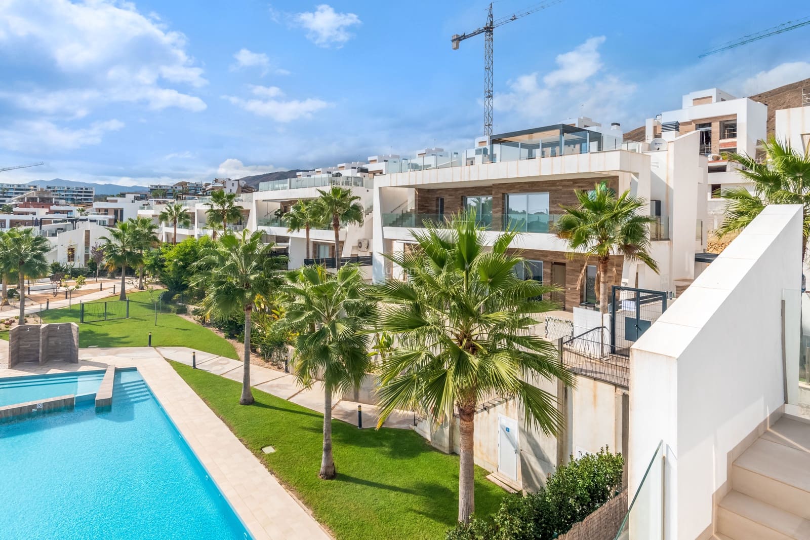 2 bedroom Apartment for sale in Finestrat with pool - € 351,700 (Ref: 9352858)