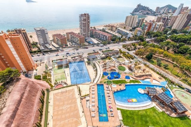 3 soverom Leilighet til salgs i Benidorm med svømmebasseng garasje - € 810 000 (Ref: 9354554)