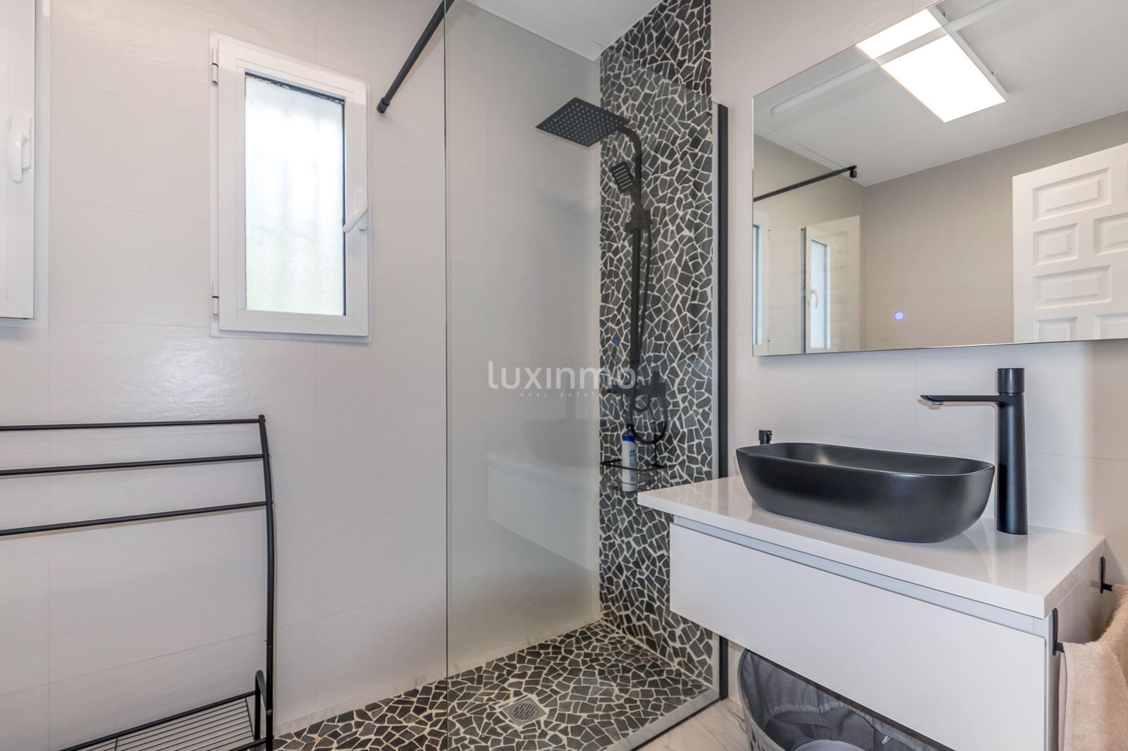 4 bedroom Villa for sale in Altea with pool garage - € 599,000 (Ref: 9363094)