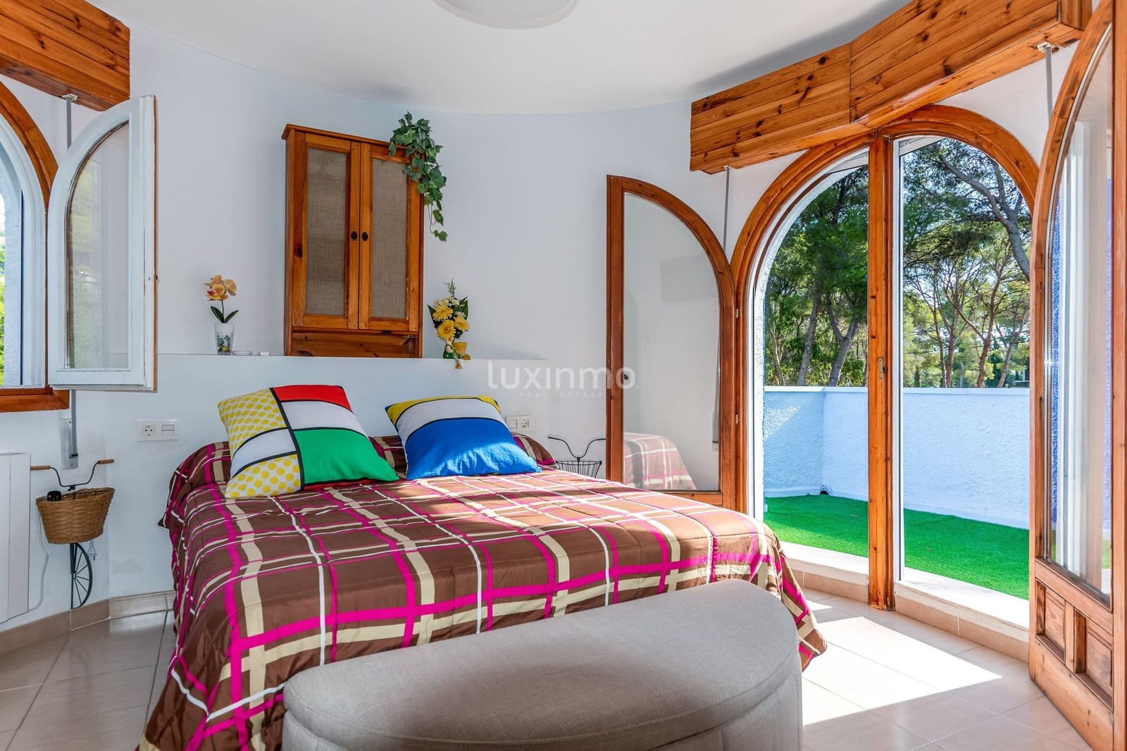 4 bedroom Villa for sale in Altea with pool garage - € 599,000 (Ref: 9363094)