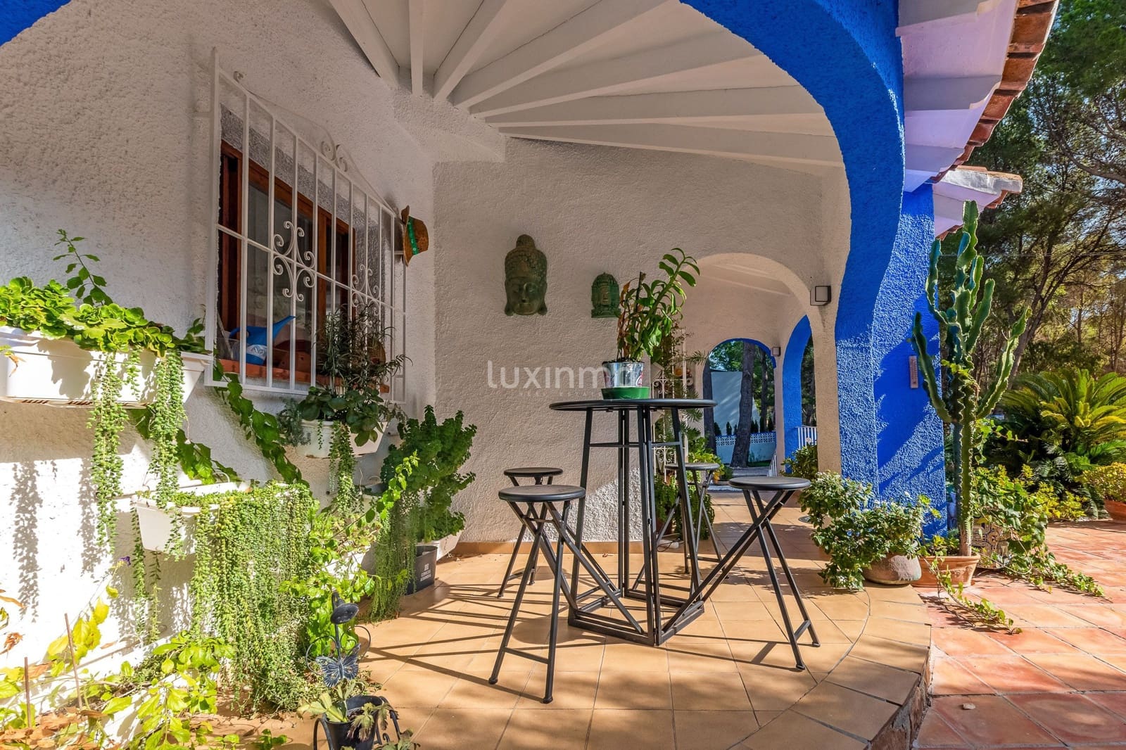 4 bedroom Villa for sale in Altea with pool garage - € 599,000 (Ref: 9363094)