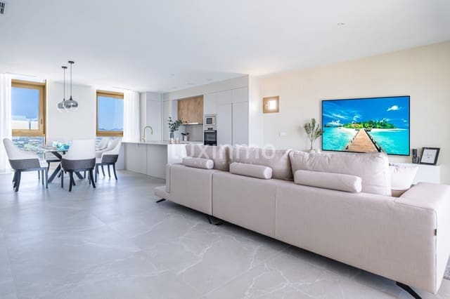 3 soverom Leilighet til salgs i Benidorm med svømmebasseng garasje - € 1 065 000 (Ref: 9374396)