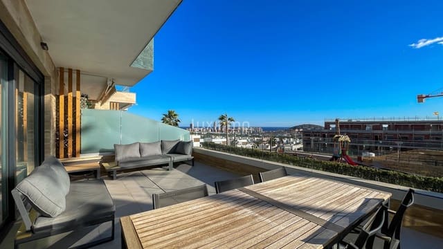 Apartamento de 3 habitaciones en Finestrat en alquiler con piscina garaje - 2.900 € (Ref: 9377733)