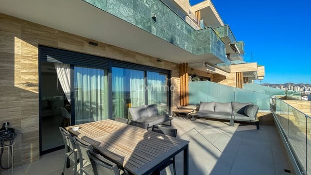 Apartamento de 3 habitaciones en Finestrat en alquiler con piscina garaje - 2.900 € (Ref: 9377733)